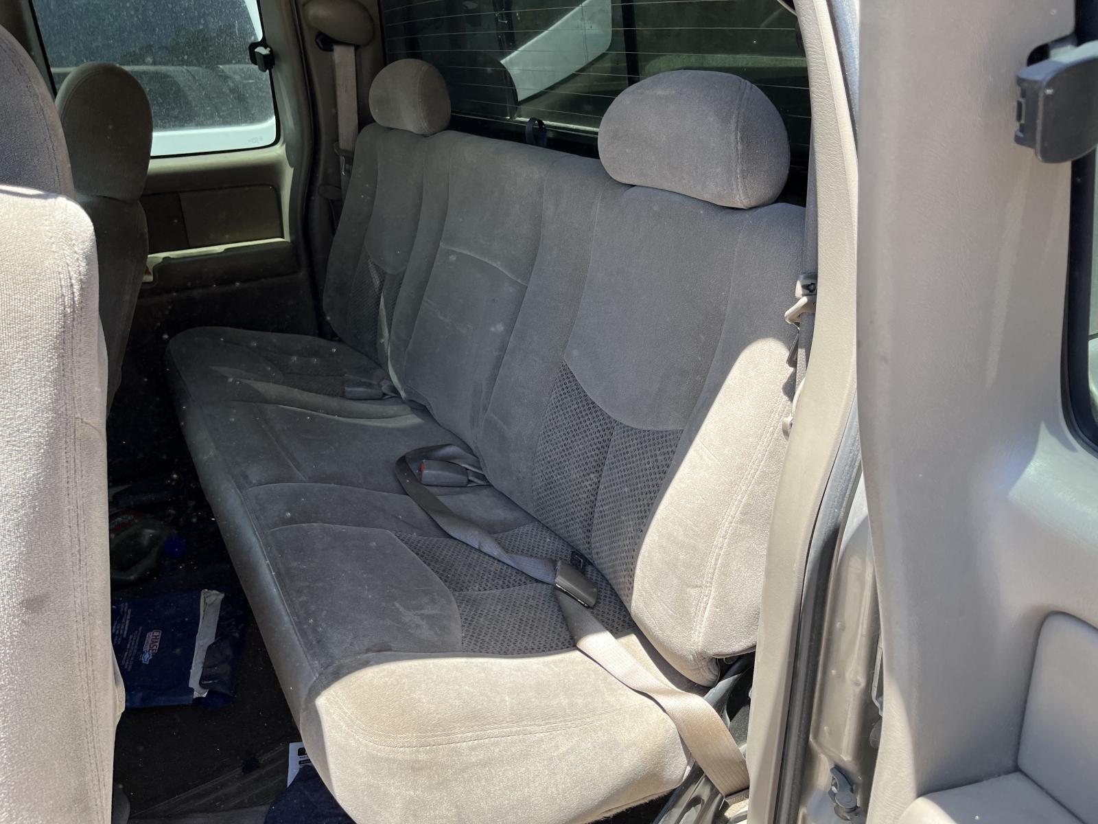 ./imagenes/INVOICE/2019/18140/CHEVROLET SILVERADO 2500 (13).JPG